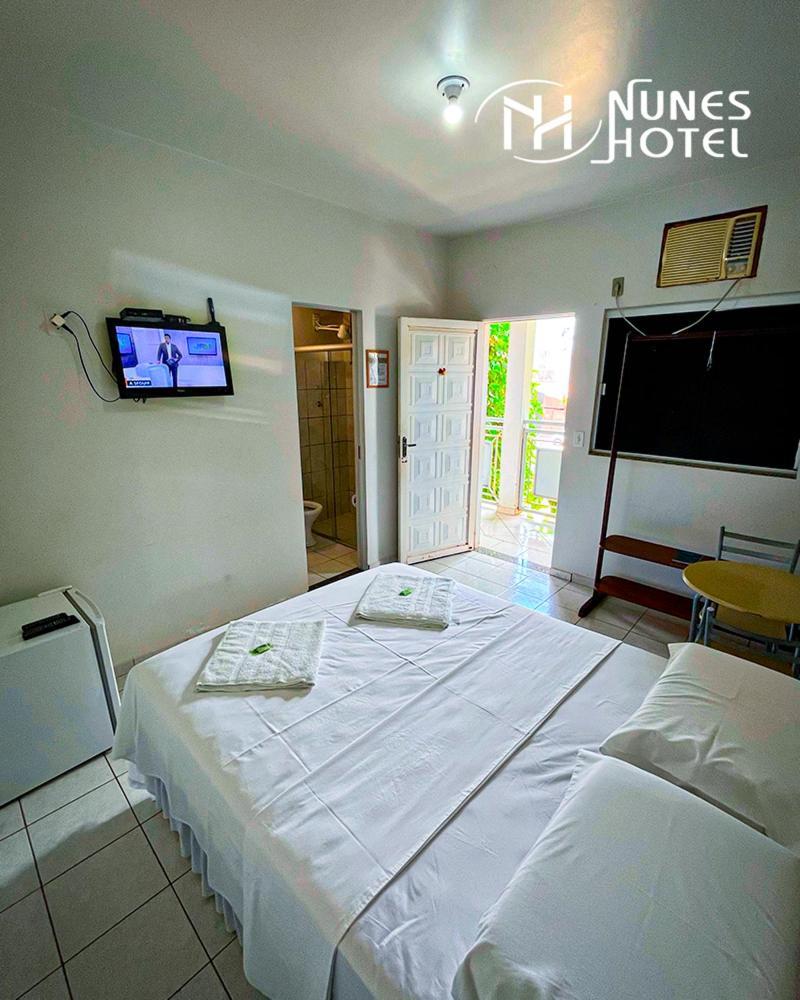 Nunes Hotel Palmas  Buitenkant foto