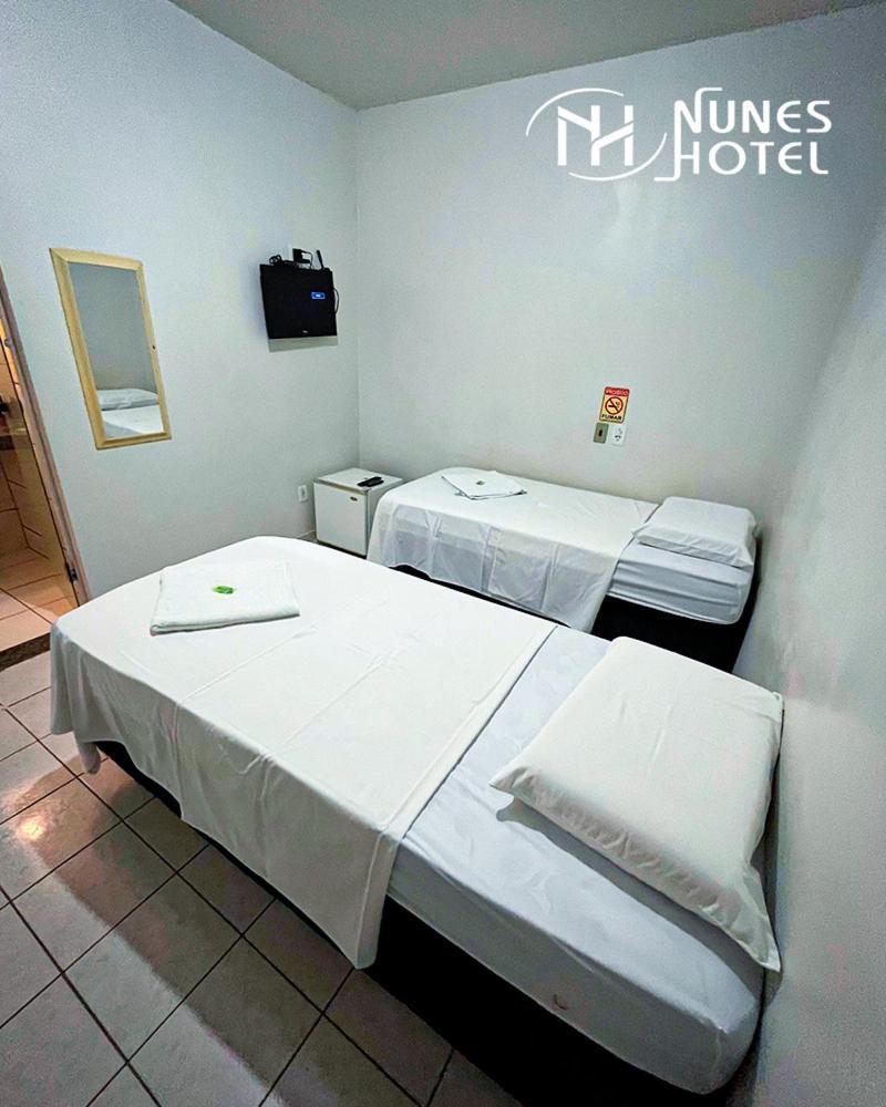 Nunes Hotel Palmas  Buitenkant foto